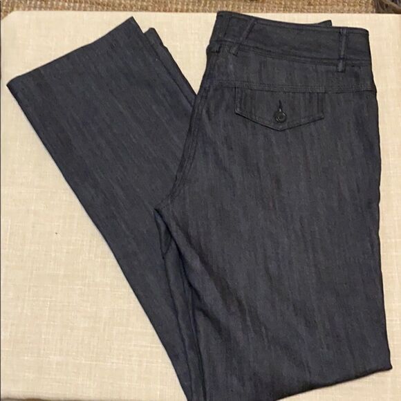 NEW Alain Manoukian  BOOTCUT JEANS - Picture 4 of 11